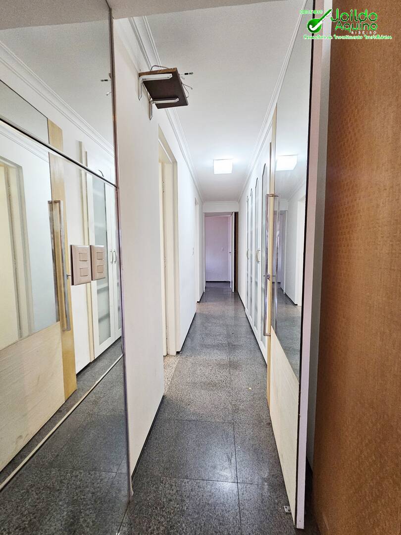 Apartamento à venda com 3 quartos, 177m² - Foto 9