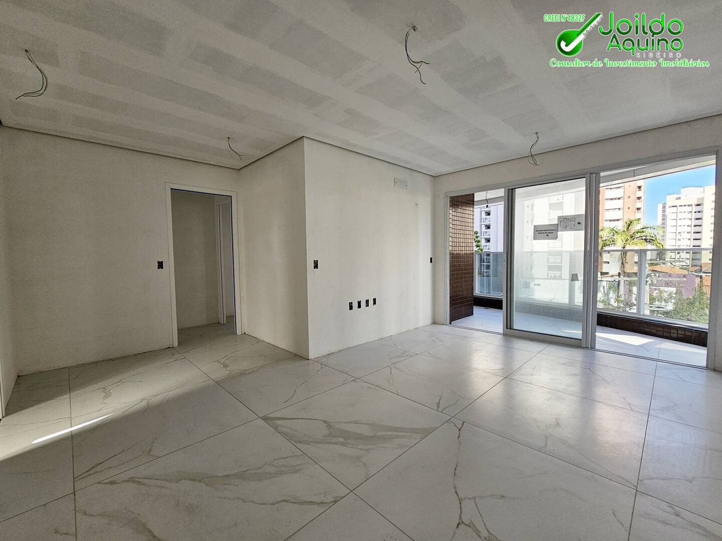 Apartamento à venda com 4 quartos, 218m² - Foto 14