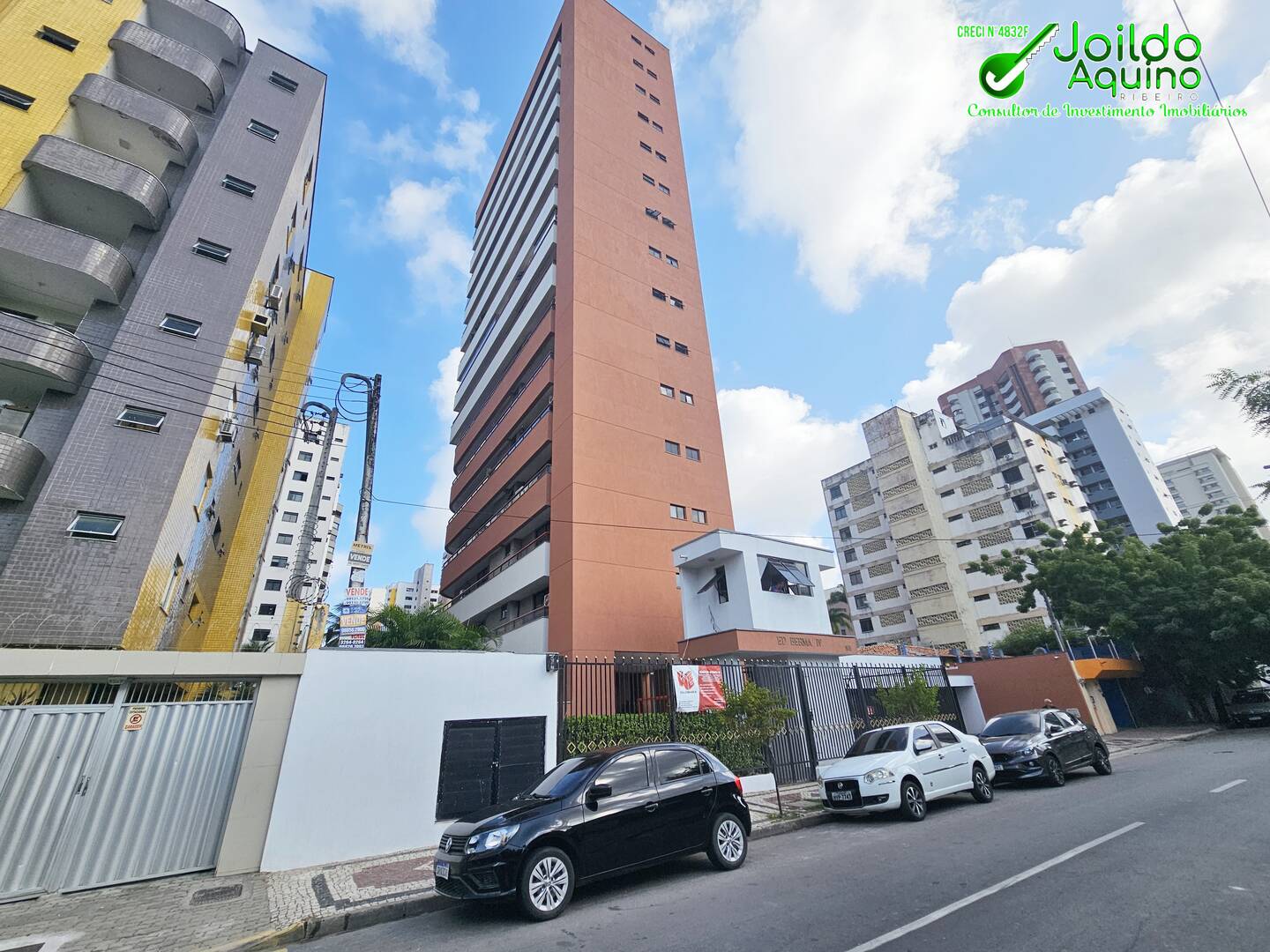 Apartamento à venda com 3 quartos, 145m² - Foto 1