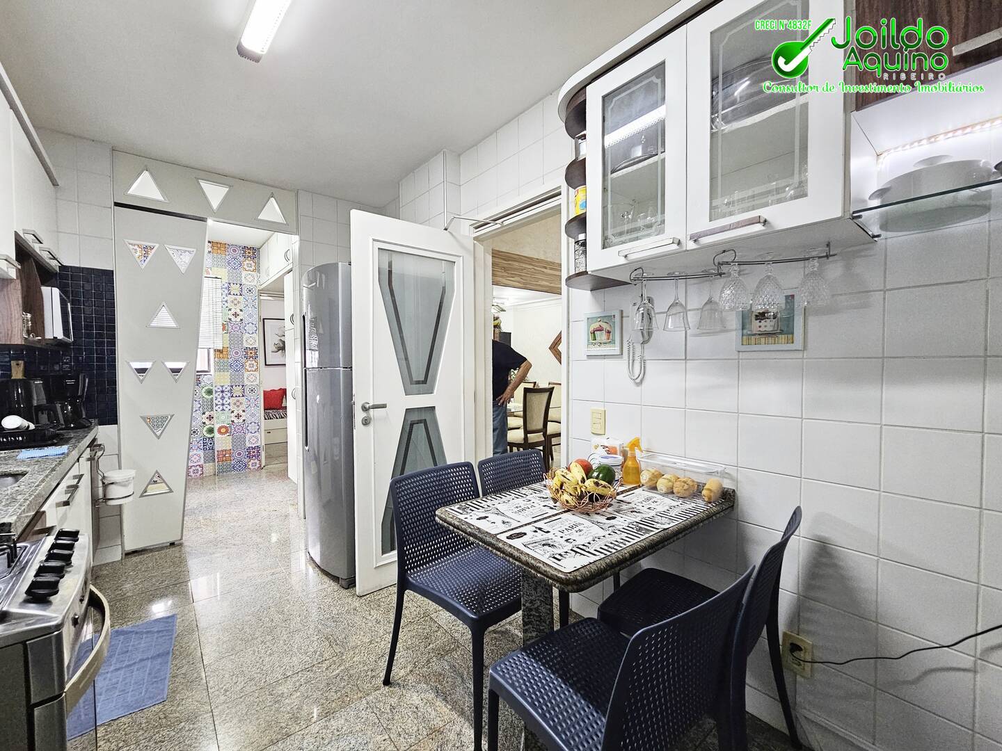 Apartamento à venda com 3 quartos, 145m² - Foto 27