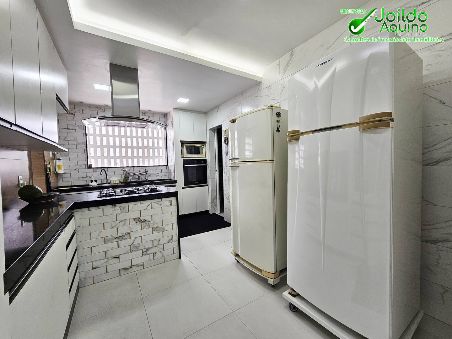 Apartamento à venda com 3 quartos, 150m² - Foto 8