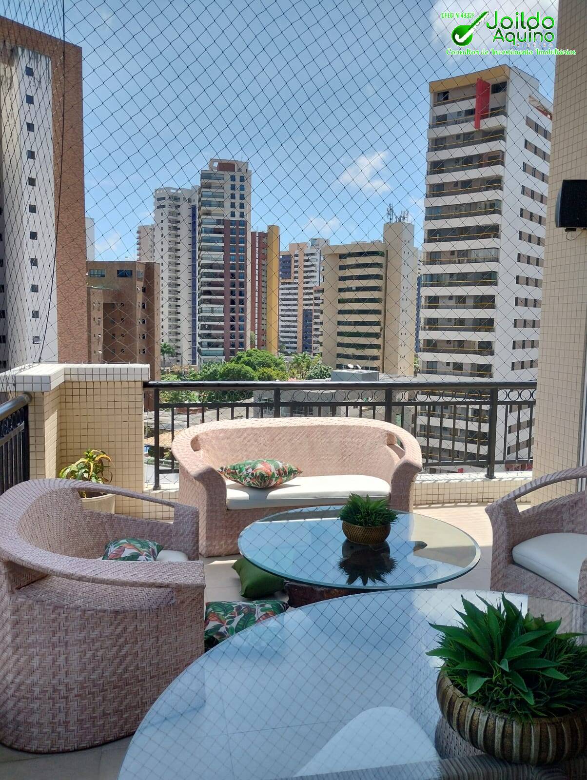 Apartamento à venda com 4 quartos, 325m² - Foto 2